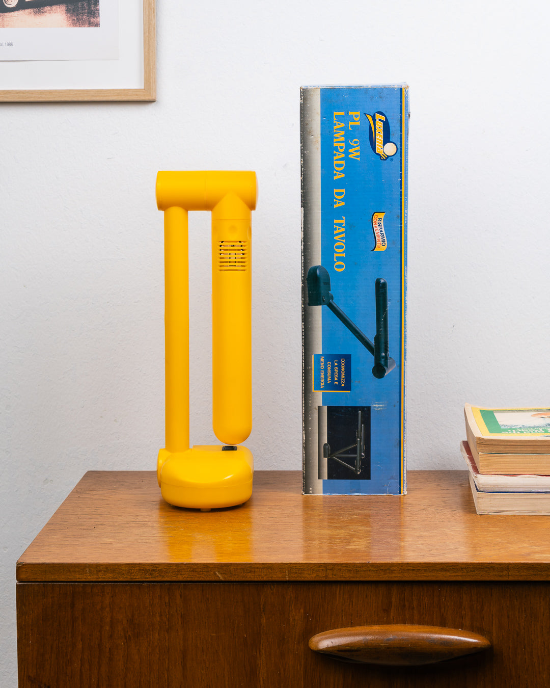 Vintage Luxenia yellow folding desk lamp from the 1990s in moulded plastic, articulated task light with original packaging – Vecino Shop