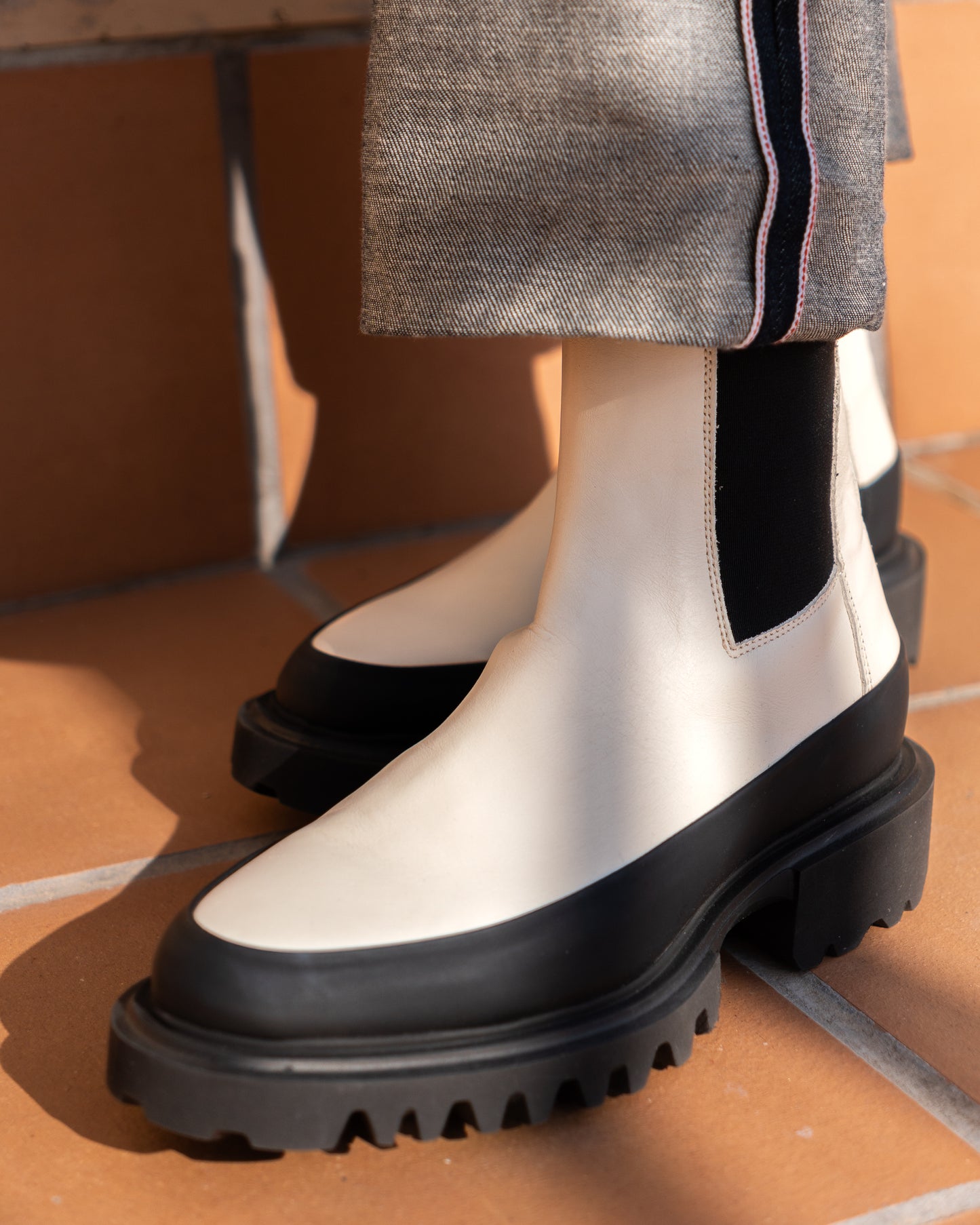 AllSaints Harlee Lug Sole Chelsea Boots - Designer Resale - Vecino Shop