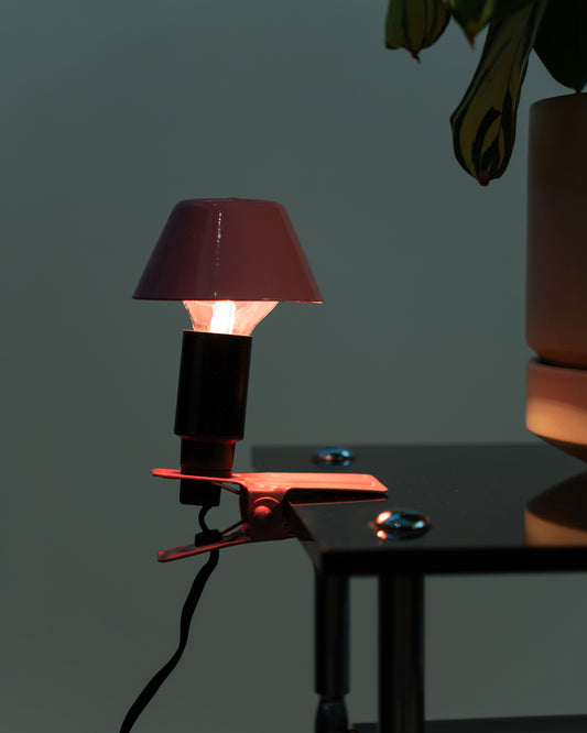 Vintage EPT mini mushroom clip lamp 1980s in bubblegum pink metal, Space Age mushroom lighting, Spanish dead-stock vintage lamp – Vecino Shop