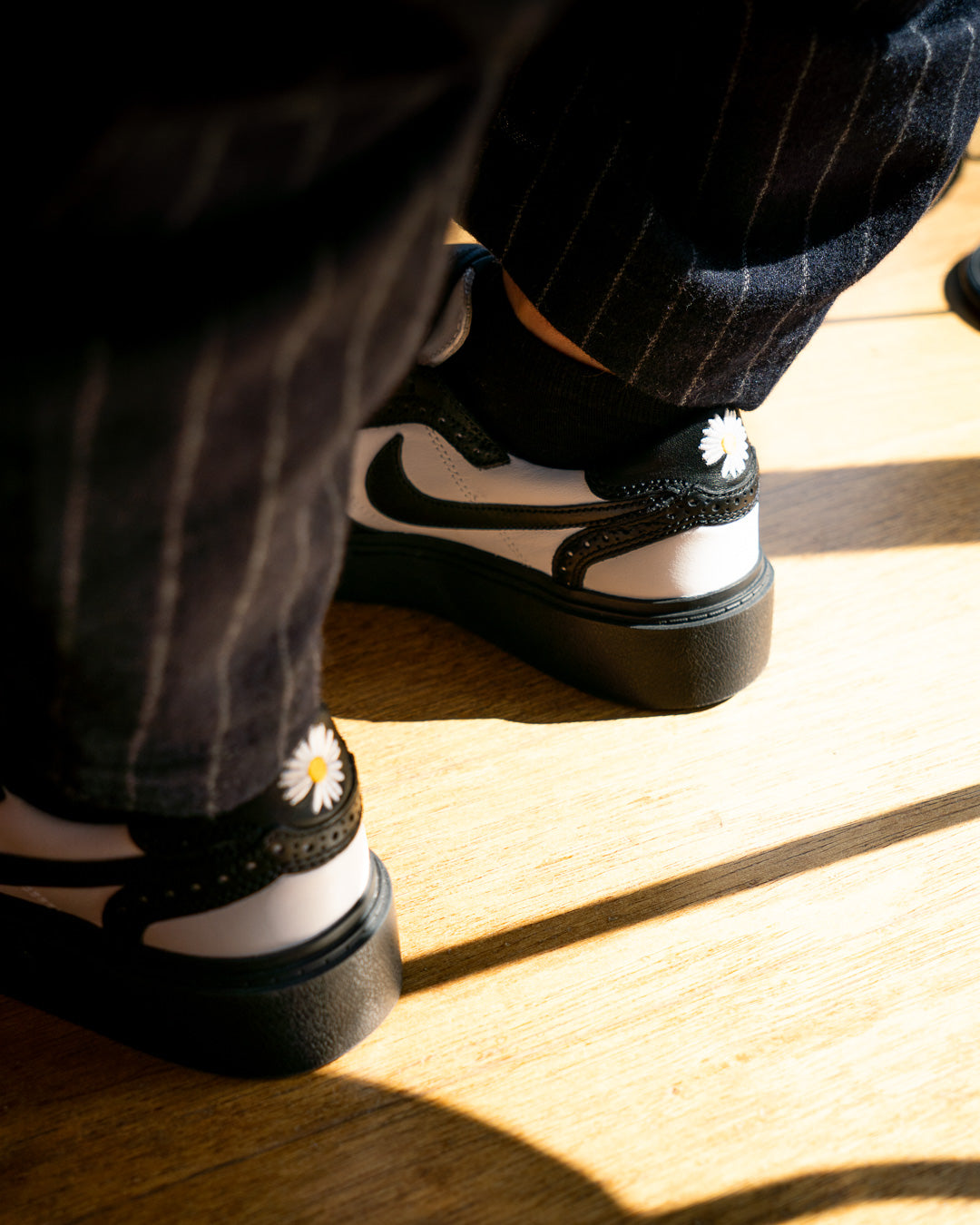 Nike x PEACEMINUSONE (G-Dragon) Kwondo 1 Wingtips - Sneakerhead Resale - Vecino Shop