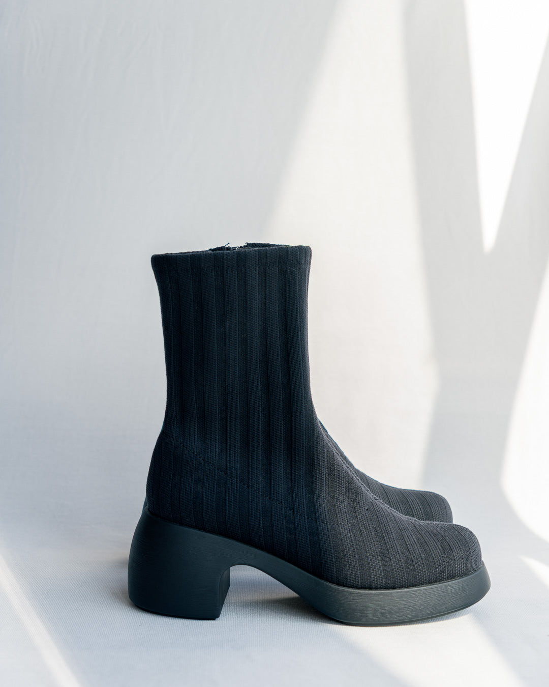 New Thelma Camper Tencell Lyocell ankle boots, size 39 EU / 8.5-9 US, stylish and comfortable footwear for women - Vecino Shop