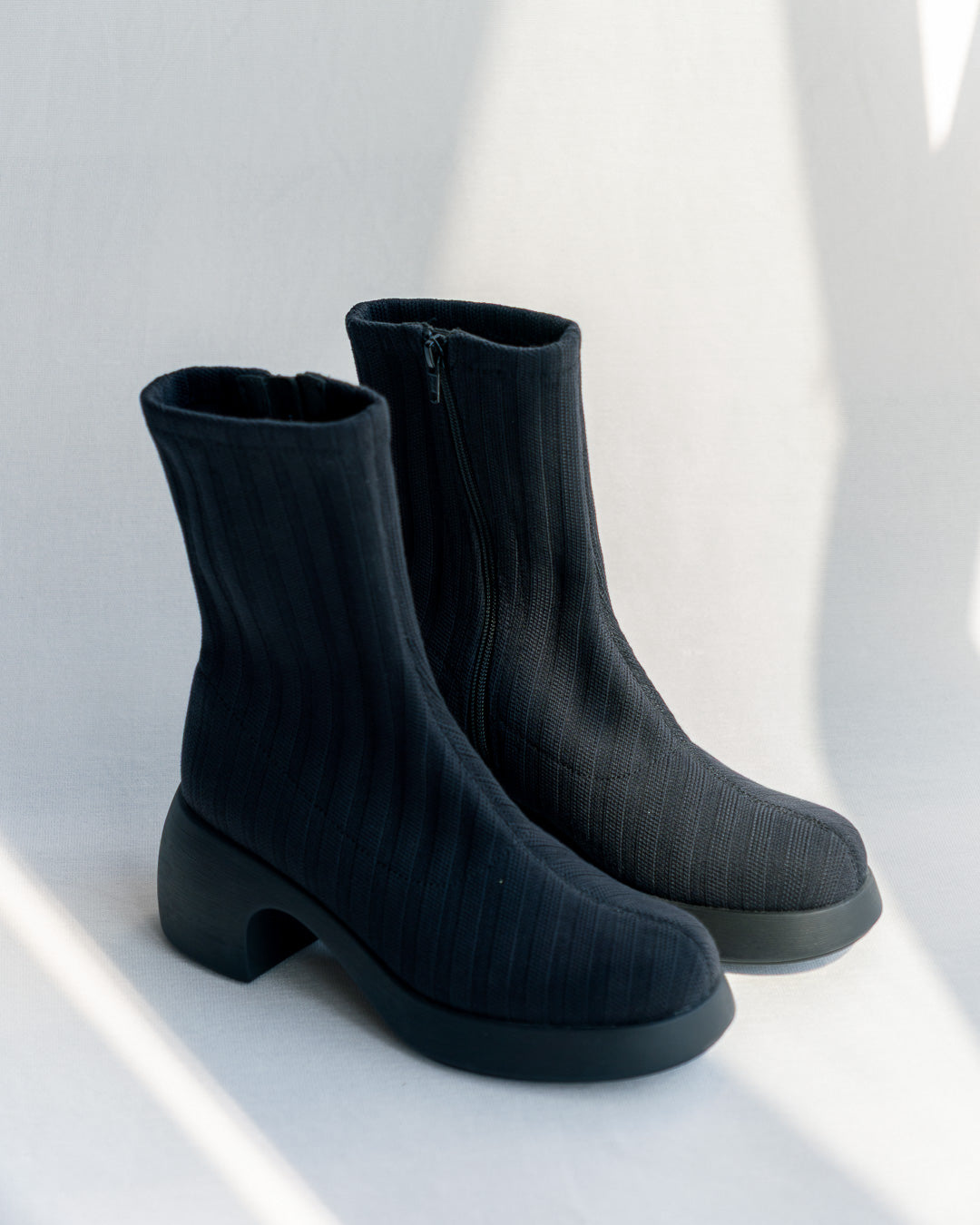 New Thelma Camper Tencell Lyocell ankle boots, size 39 EU / 8.5-9 US, stylish and comfortable footwear for women - Vecino Shop