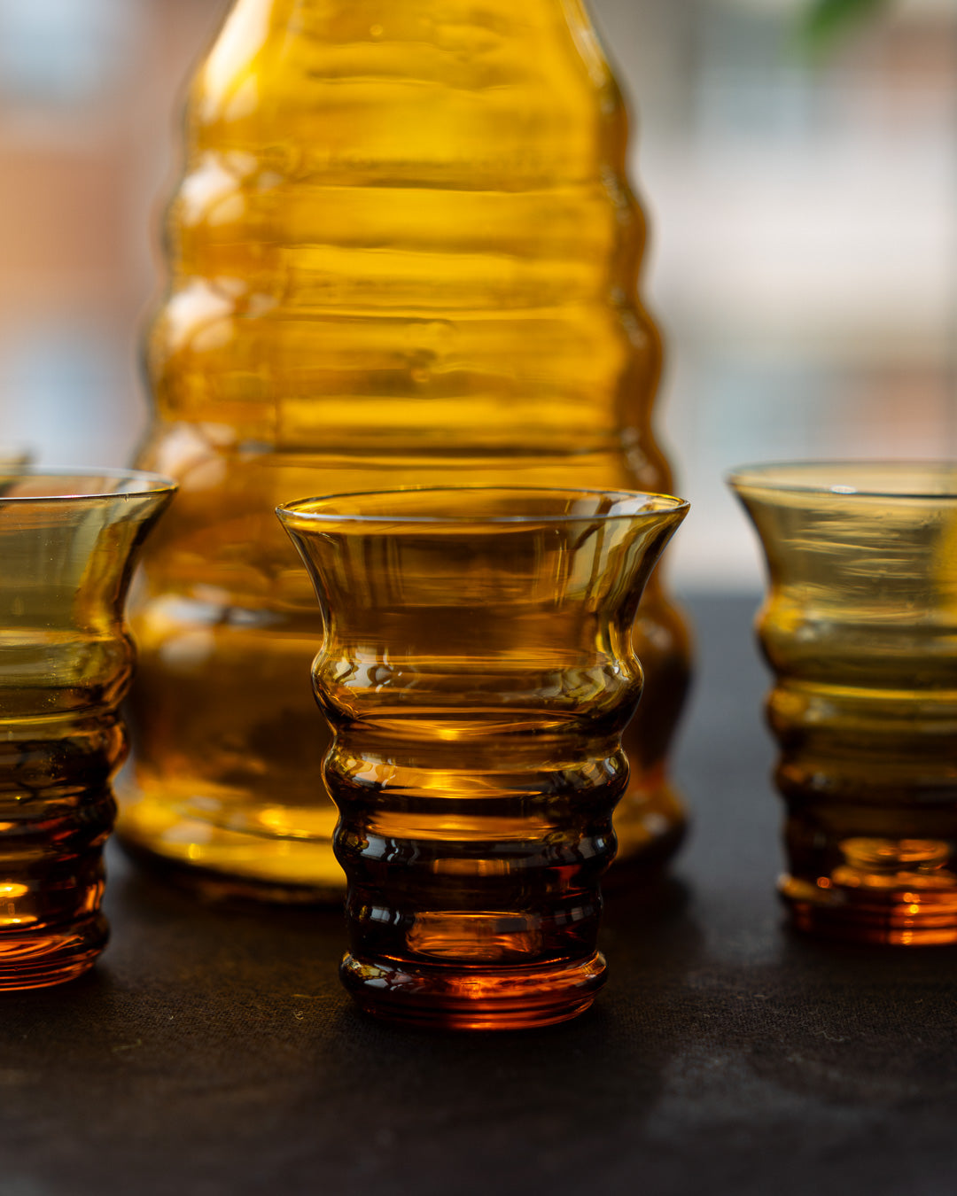 Vintage Amber Decanter and Shot Glass Set - Art Deco - MCM - Vecino Shop