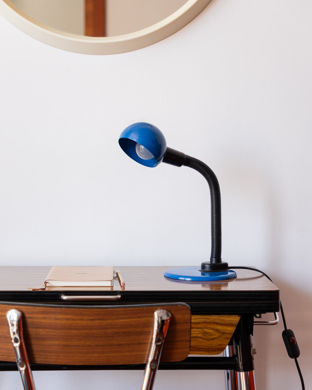 Vintage F Line Piccolo blue flexo desk lamp with adjustable arm – Vecino Shop