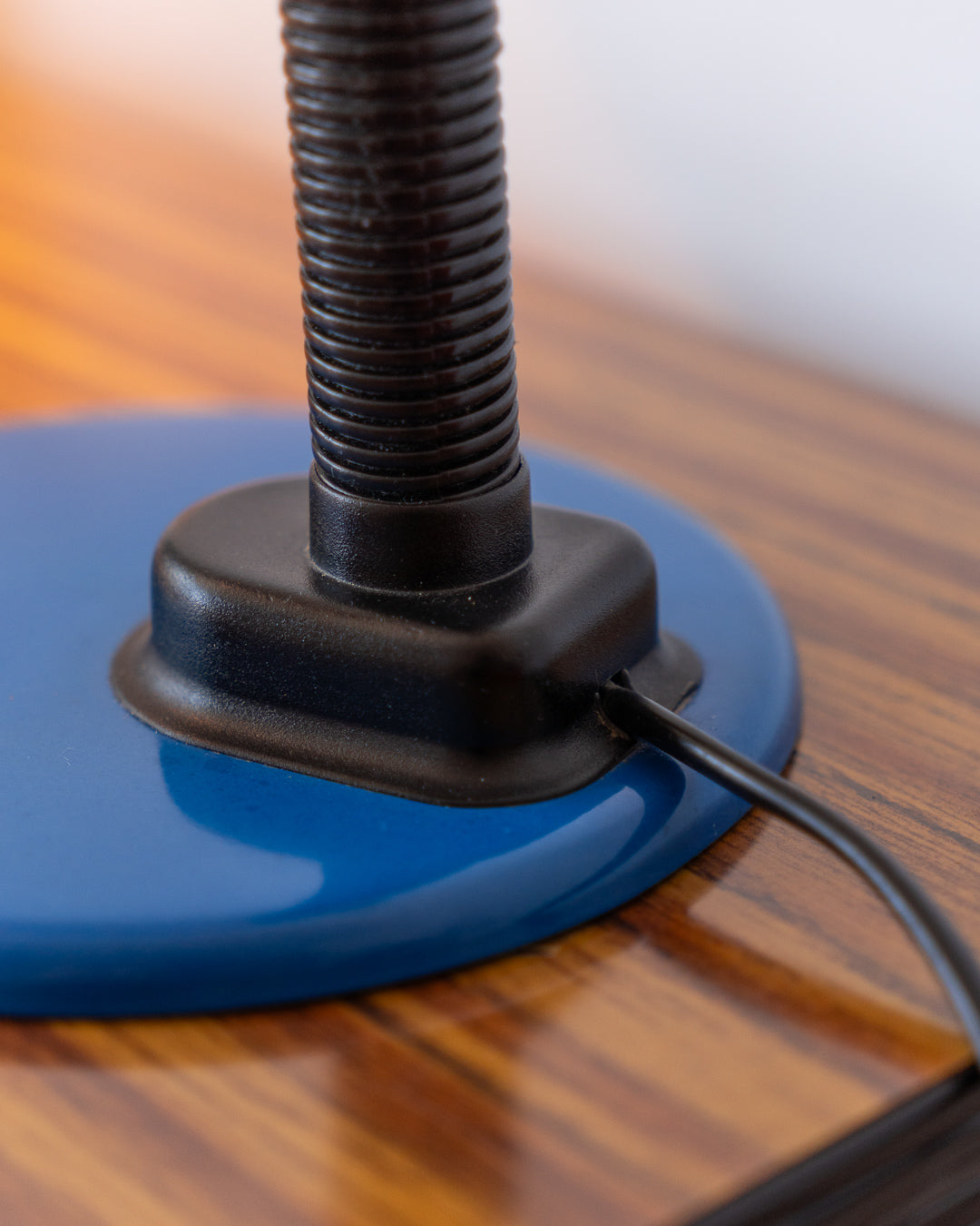 Vintage F Line Piccolo blue flexo desk lamp with adjustable arm – Vecino Shop