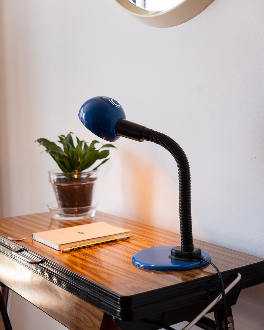 Vintage F Line Piccolo blue flexo desk lamp with adjustable arm – Vecino Shop