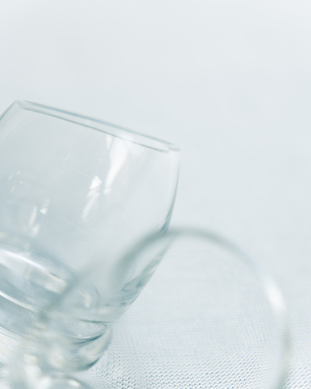 Set of 2 vintage Rosenthal Schnapps egg glasses with elegant design, perfect for collectors or barware enthusiasts. Mid-century modern - Vecino Shop