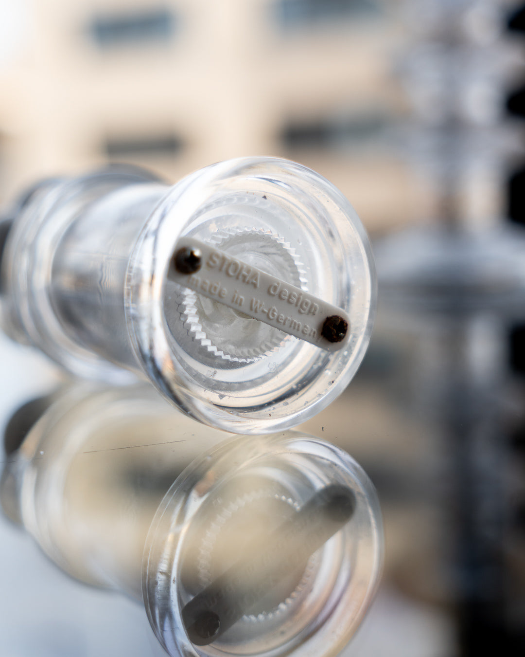 Mid-Century Modern Stoha Design Acrylic Salt Shaker – Vintage West Germany – Vecino Shop