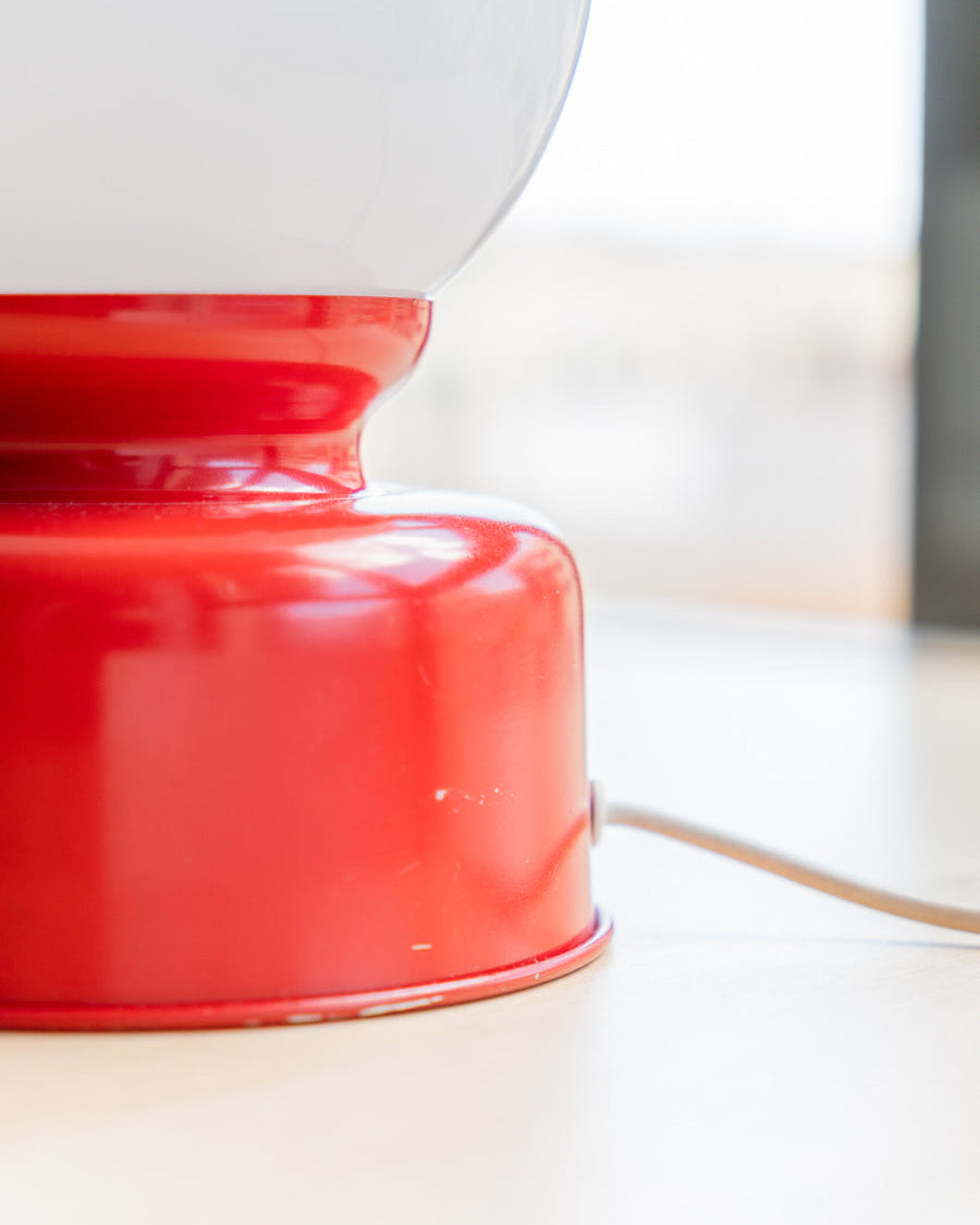 Vintage space age table lamp with white opaline shade and red rounded cylinder base – Vecino Shop