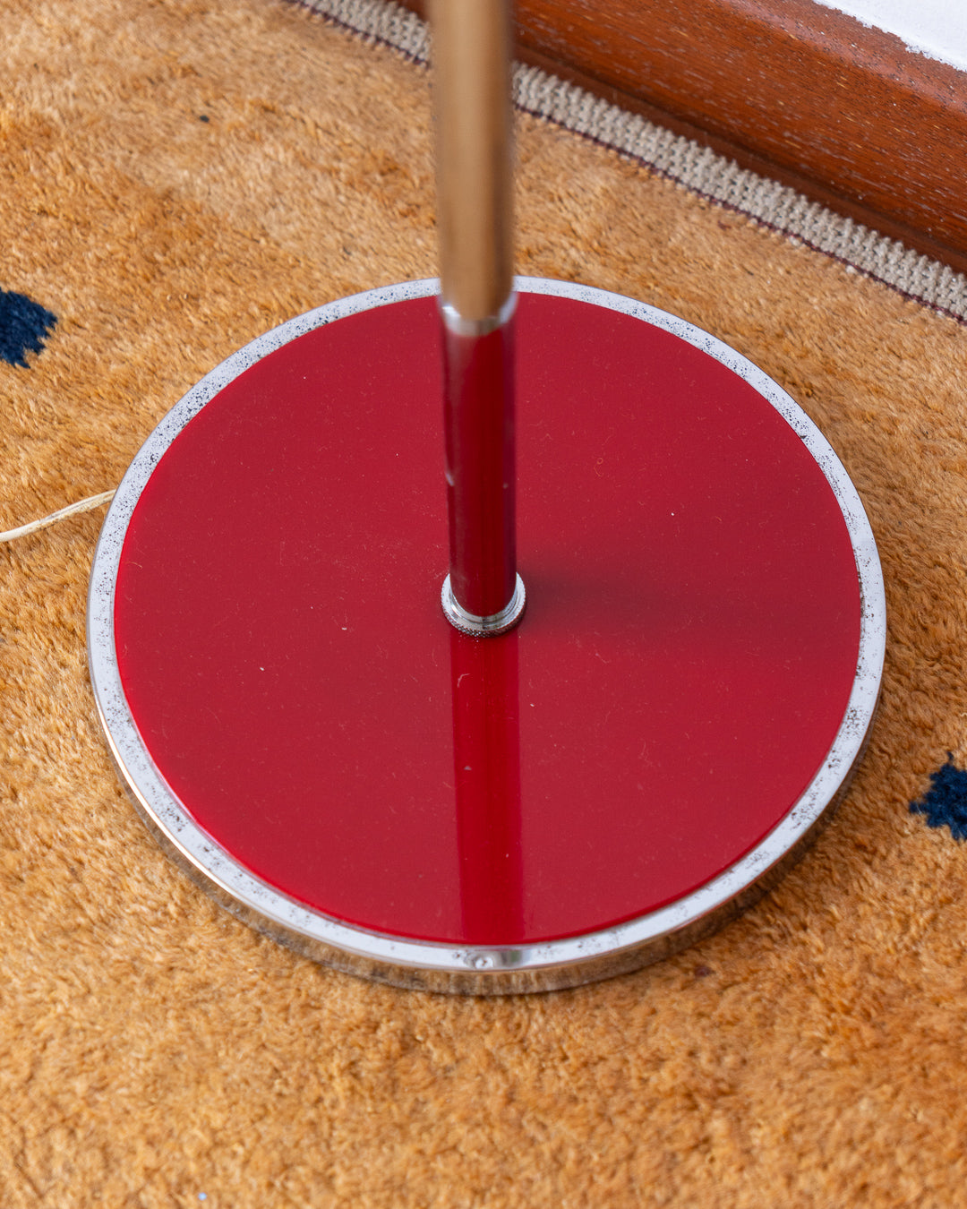 Vintage 1970s Space Age red floor lamp with chrome base and adjustable height – Vecino Shop