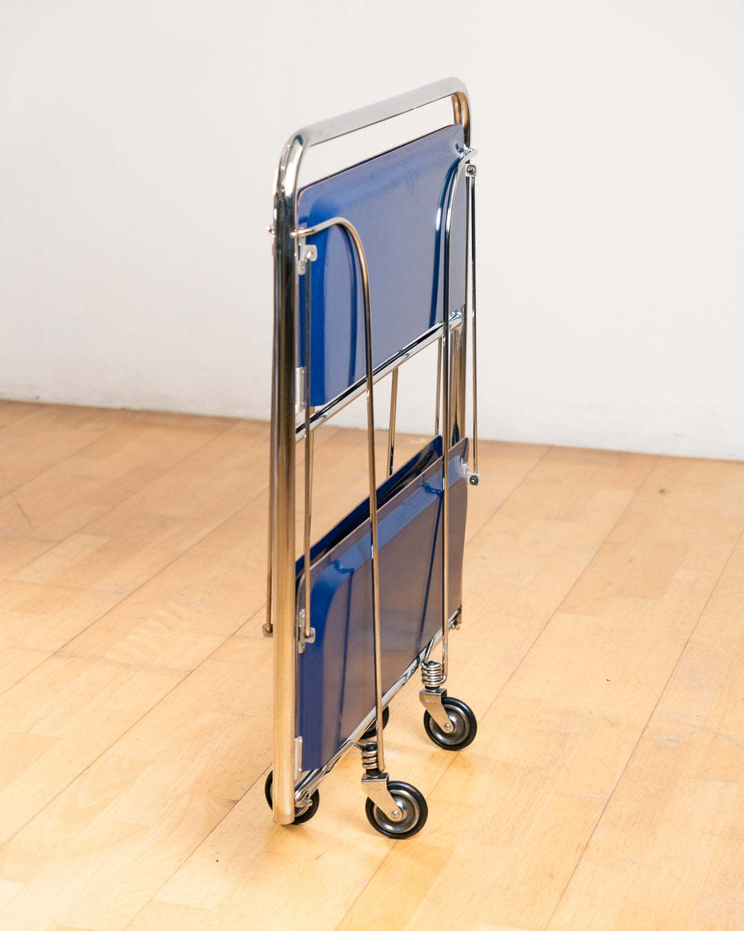 Vintage 1960s Raquer folding serving trolley in rare blue with chrome frame and two shelves. Mid Century modern made in Spain. Vecino Shop