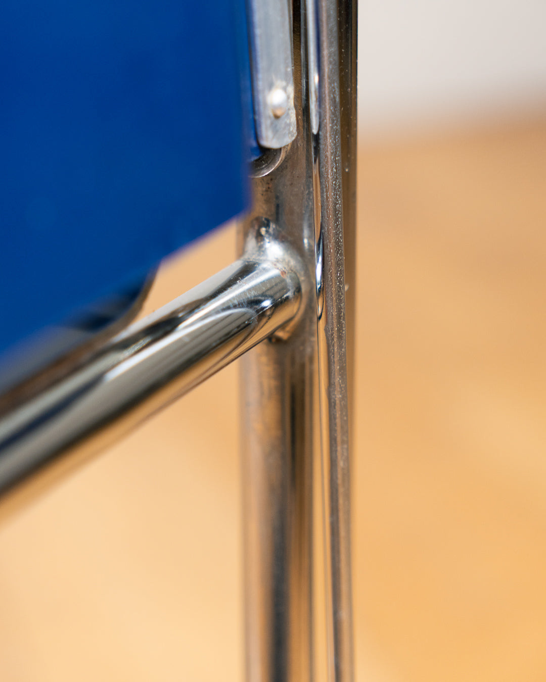 Vintage 1960s Raquer folding serving trolley in rare blue with chrome frame and two shelves. Mid Century modern made in Spain. Vecino Shop