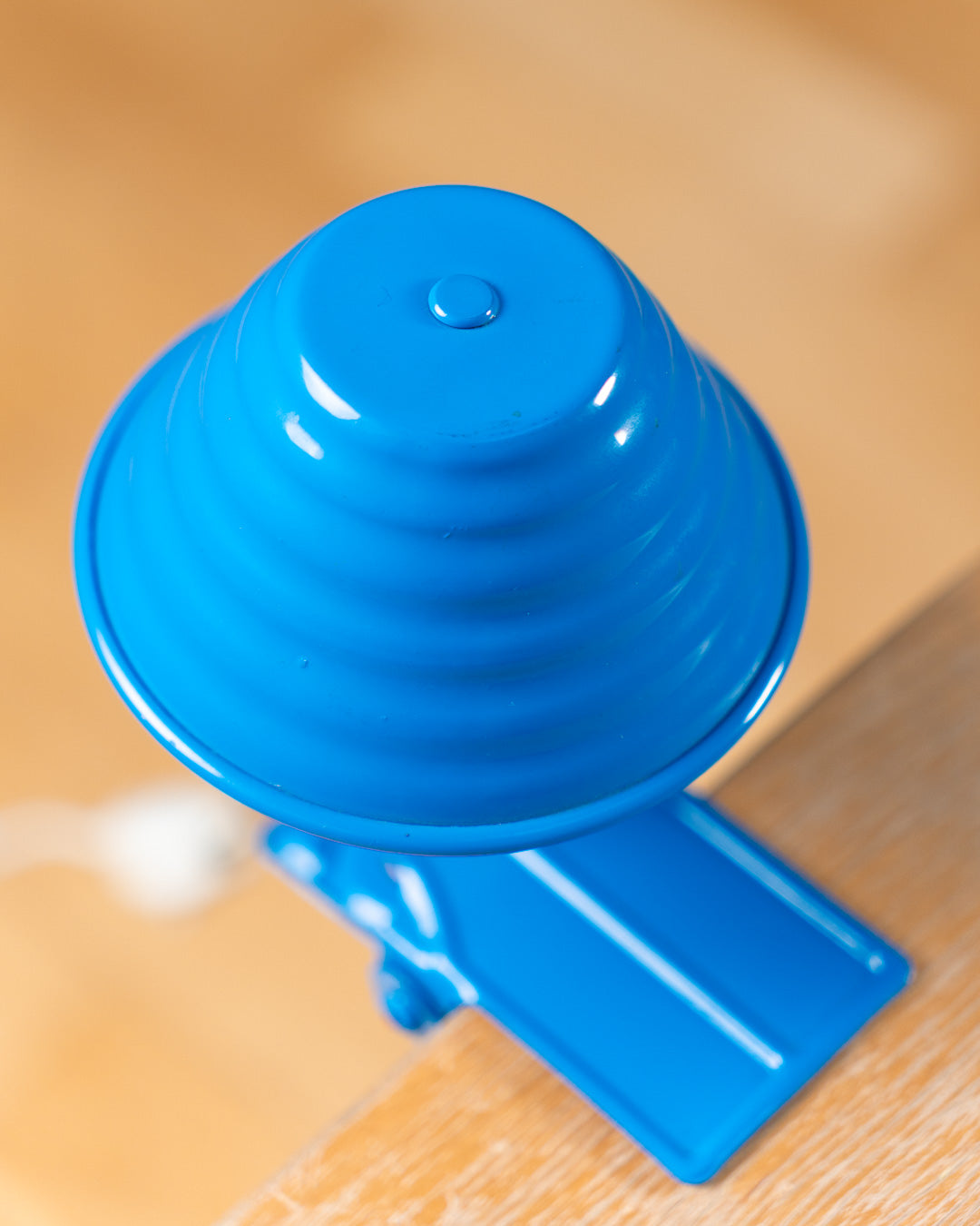 Vintage cerulean blue mini mushroom clip lamp with ribbed shade, 1970s Spanish Space Age design. Vecino Shop
