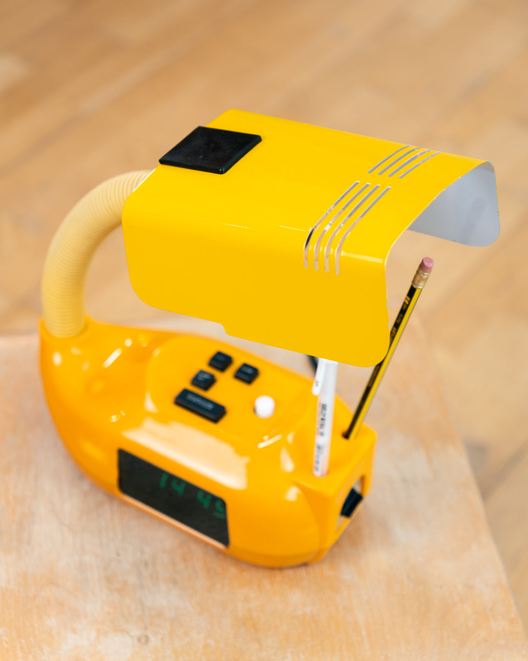 Vintage Favor Sakurino Alarm Clock Lamp – Yellow 1980s