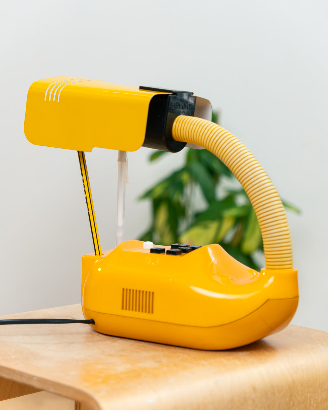 Vintage Favor Sakurino Alarm Clock Lamp – Yellow 1980s