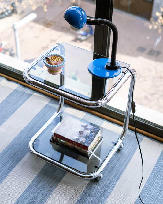 Mid-Century Modern chrome auxiliary table with smoked glass and wheels – Vecino Shop