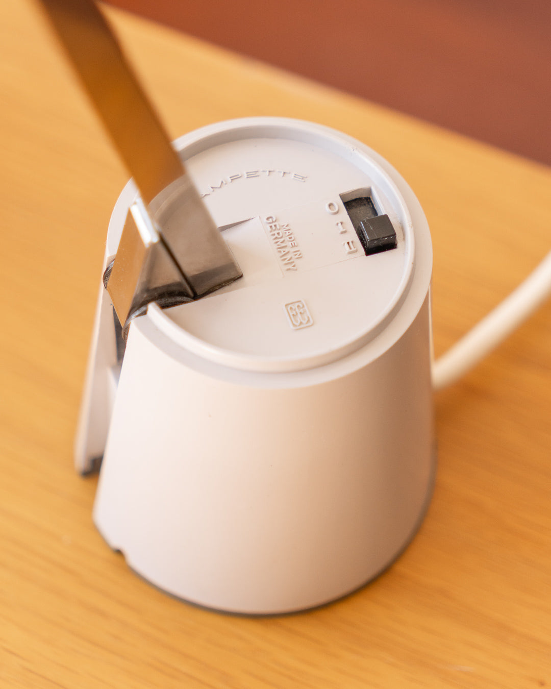 Eichhoff Lampette telescopic table lamp, 1970s, silver metal and cream plastic, excellent condition. Vecino Shop