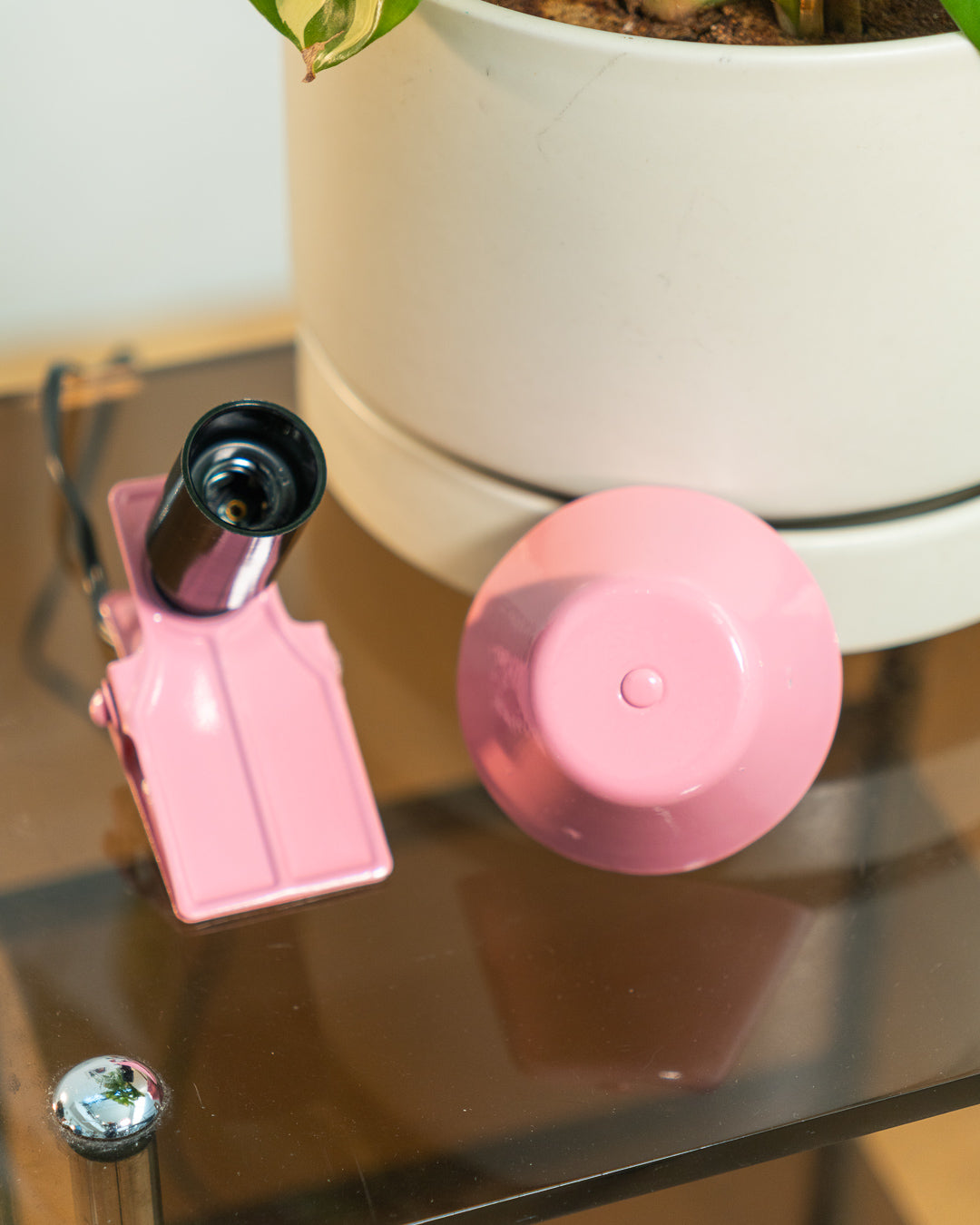Vintage EPT mini mushroom clip lamp 1980s in bubblegum pink metal, Space Age mushroom lighting, Spanish dead-stock vintage lamp – Vecino Shop