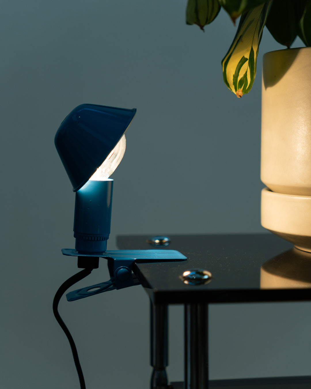 Vintage Luxus mushroom clip lamp in sky blue, 1980s Spanish Space Age design with clip base. Vecino Shop