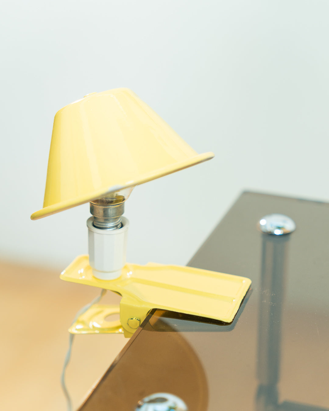 Vintage Luxus mushroom clip lamp in butter yellow, 1960s Spanish Space Age design. Vecino Shop