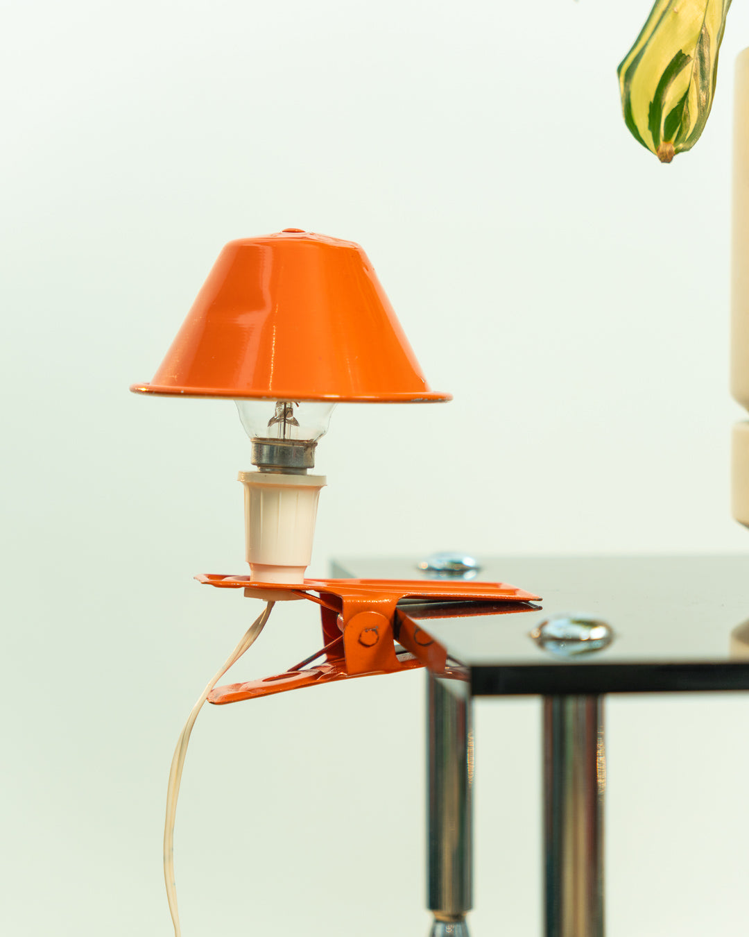 Vintage orange mushroom clip lamp, 1970s Spanish design with clip base and dome shade. Vecino Shop