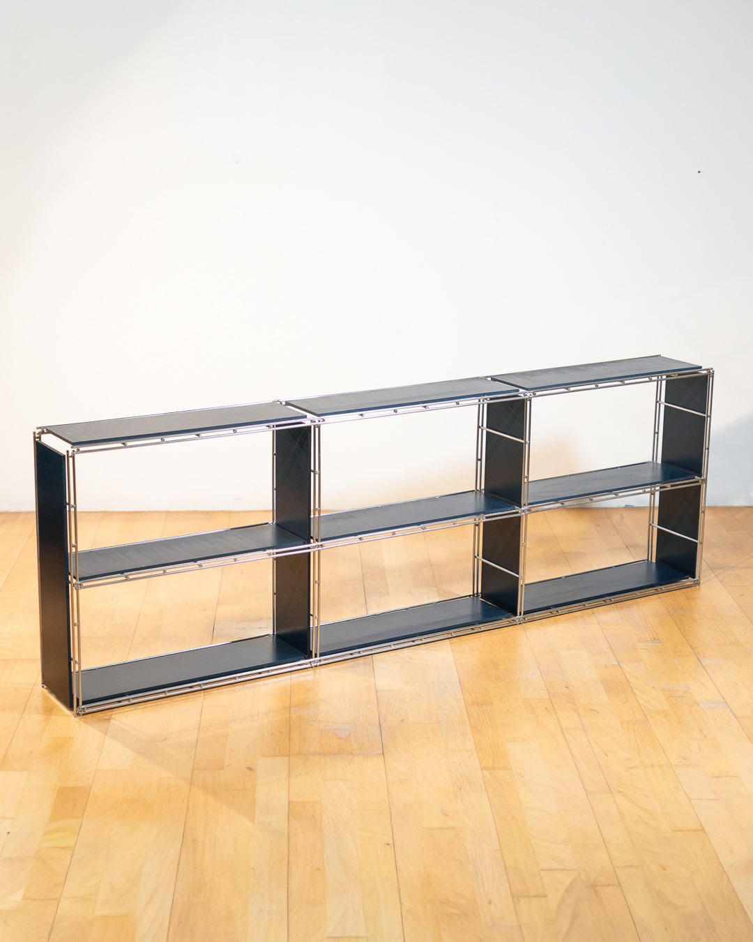 Rare 1960s Multistrux blue chrome modular shelving system with thirteen shelves, restored vintage design piece. Vecino Shop