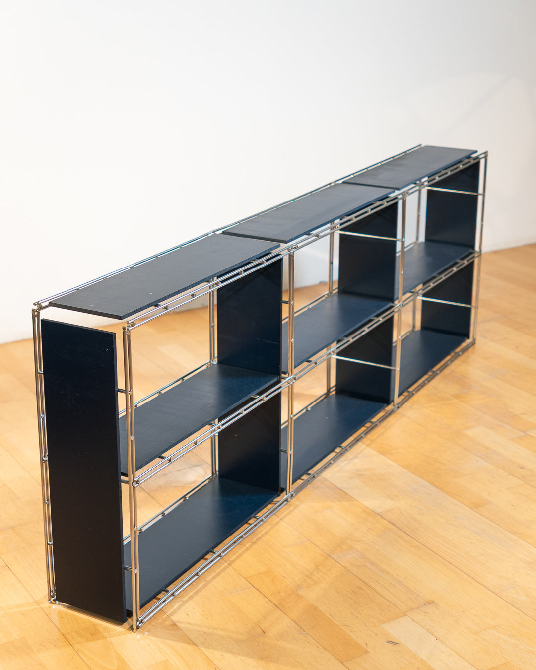 Rare 1960s Multistrux blue chrome modular shelving system with thirteen shelves, restored vintage design piece. Vecino Shop