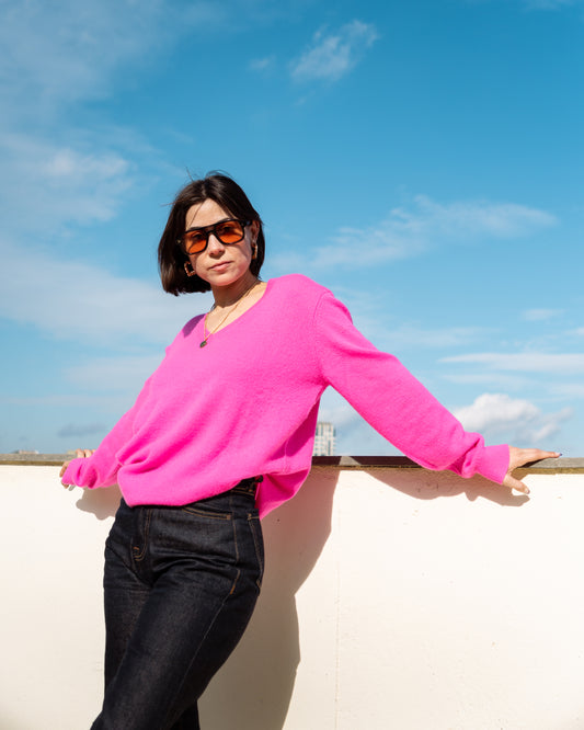 Nordstroms Hot Pink V-Neck Cashmere Sweater - Second Hand Designer Resale - Vecino Shop