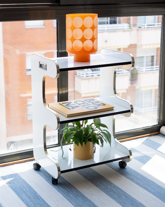Vintage Space Age side table from the 1970s with white acrylic body, chrome details, and wheels – Vecino Shop