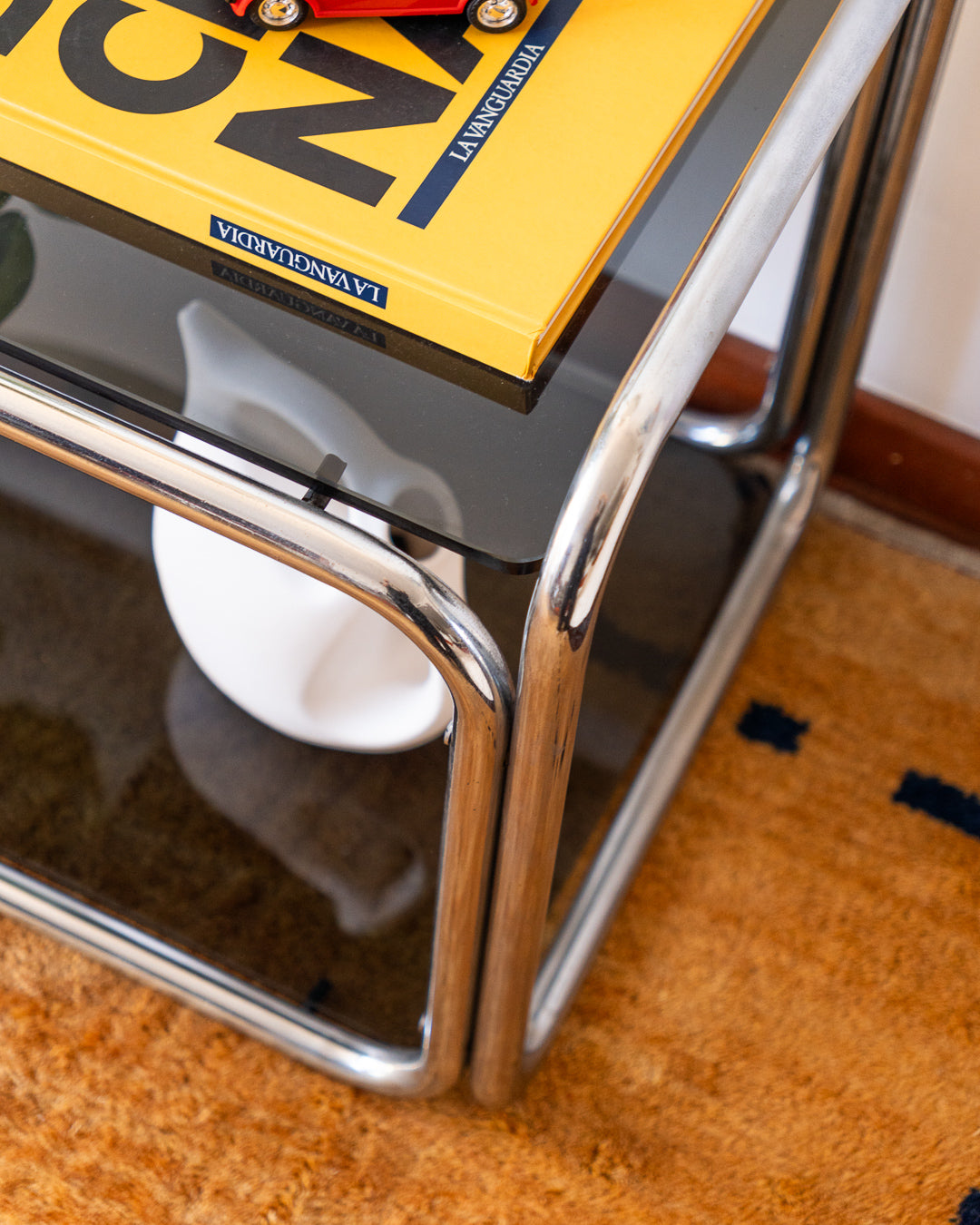 Vintage 1970s chrome and smoked glass two-tier side table – Vecino Shop