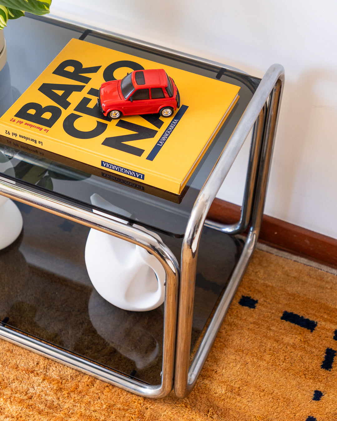 Vintage 1970s chrome and smoked glass two-tier side table – Vecino Shop