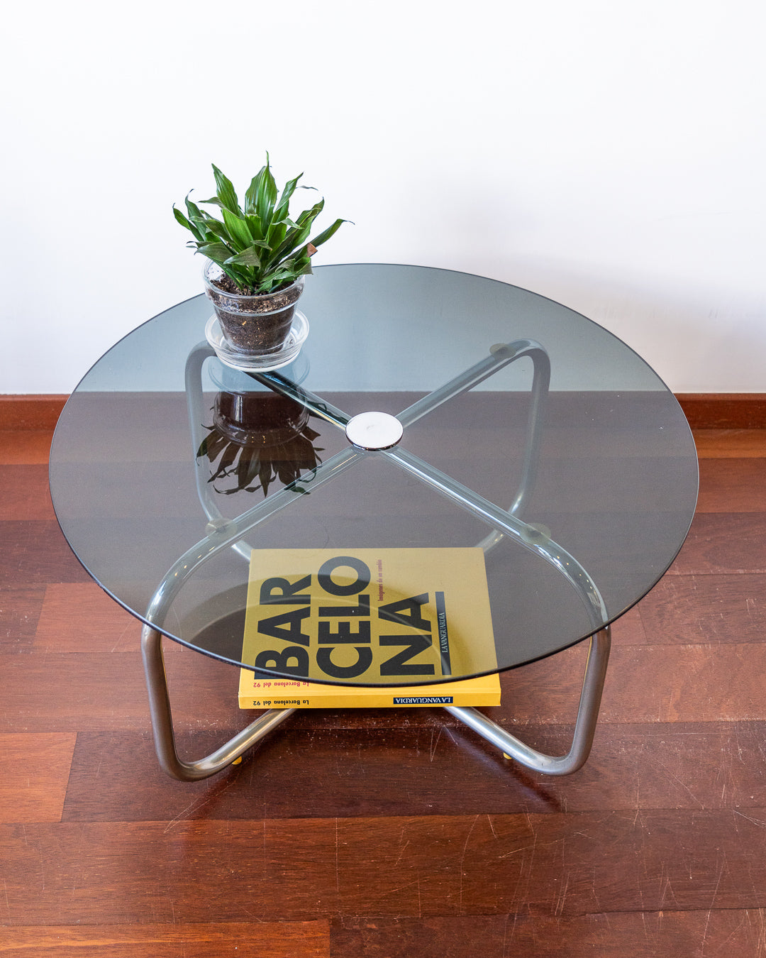 1970s chrome and smoked glass vintage coffee table – Vecino Shop