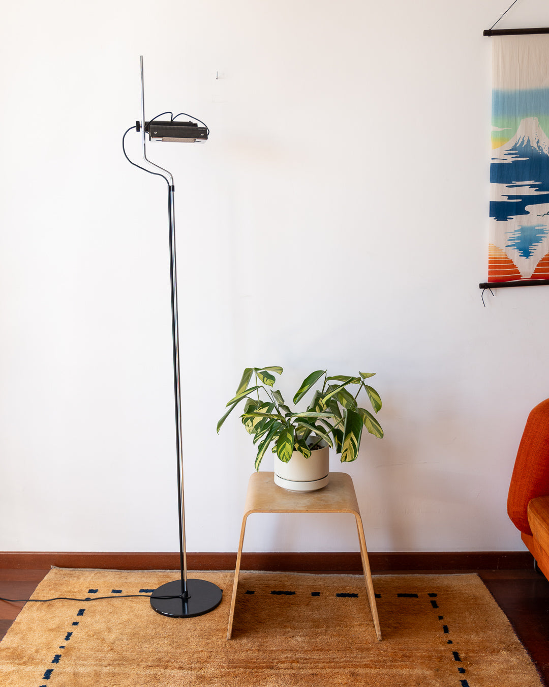 Vintage Carpyen H19 black and chrome floor lamp with dimmer, Spain, 1970s – Vecino Shop