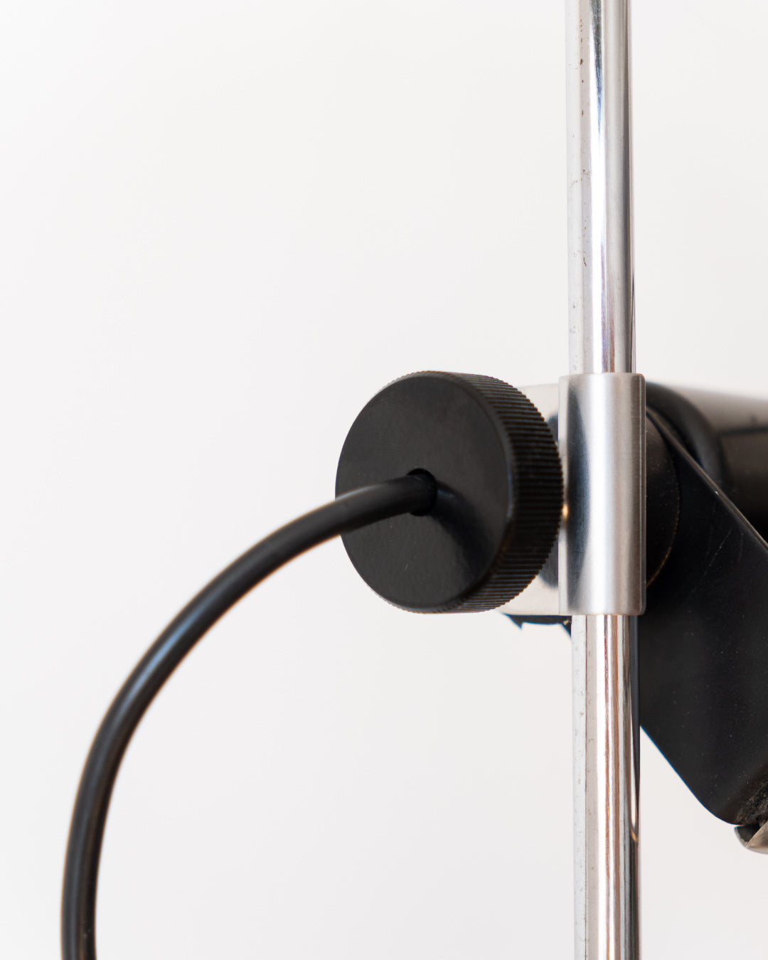 Vintage Carpyen H19 black and chrome floor lamp with dimmer, Spain, 1970s – Vecino Shop