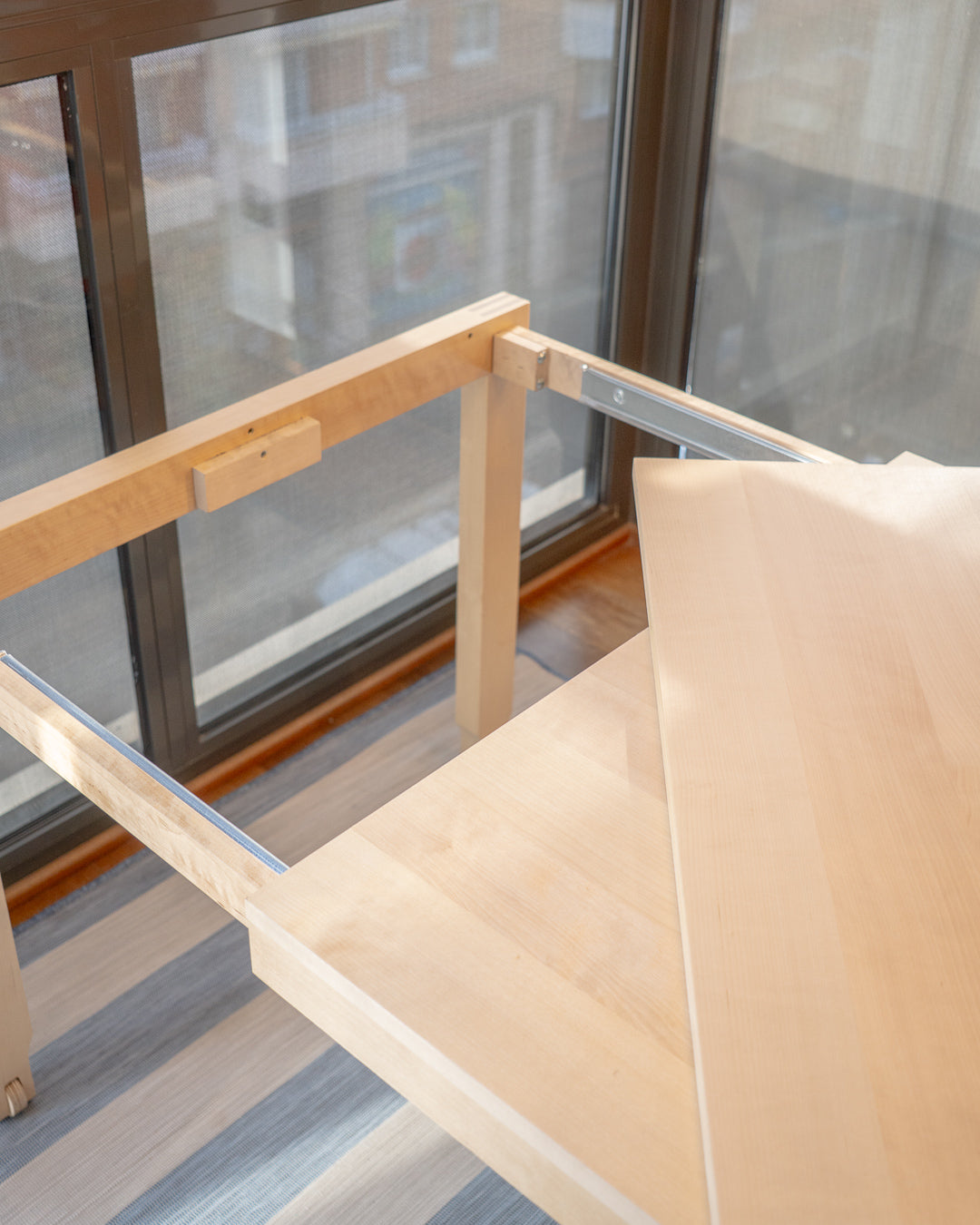 Vintage IKEA Pelto dining table, 1970s design by Niels Gammelgaard, solid birch, extendable, minor wear, excellent condition | Vecino Shop
