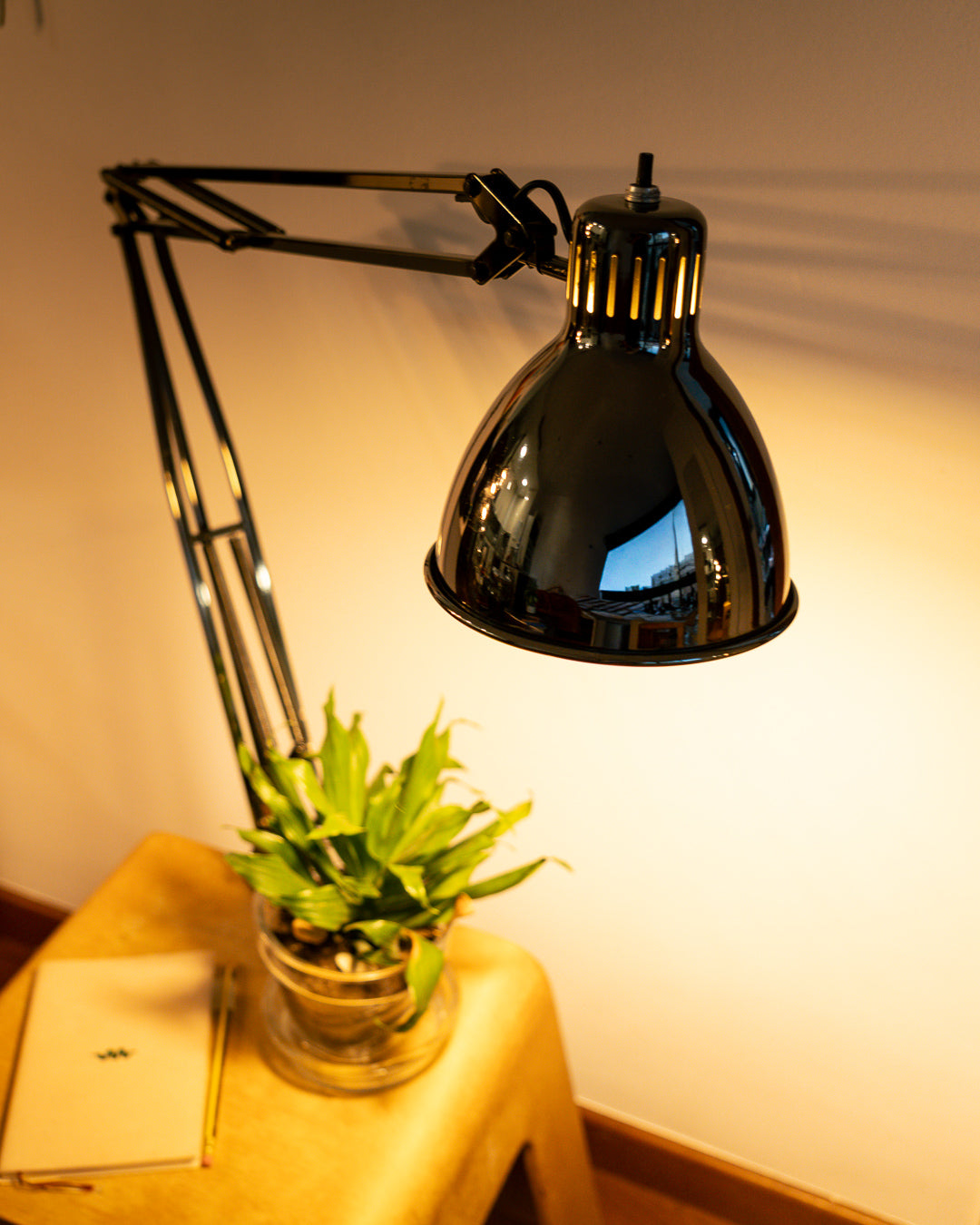 Vintage Metalúrgica architect desk lamp in dark chrome metal with articulated flexo arms, 1970s design