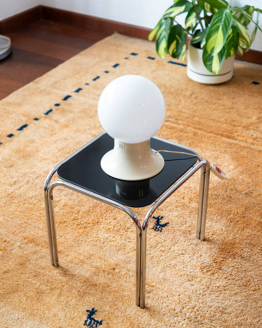 Vintage 1970s off-white opaline space age table lamp