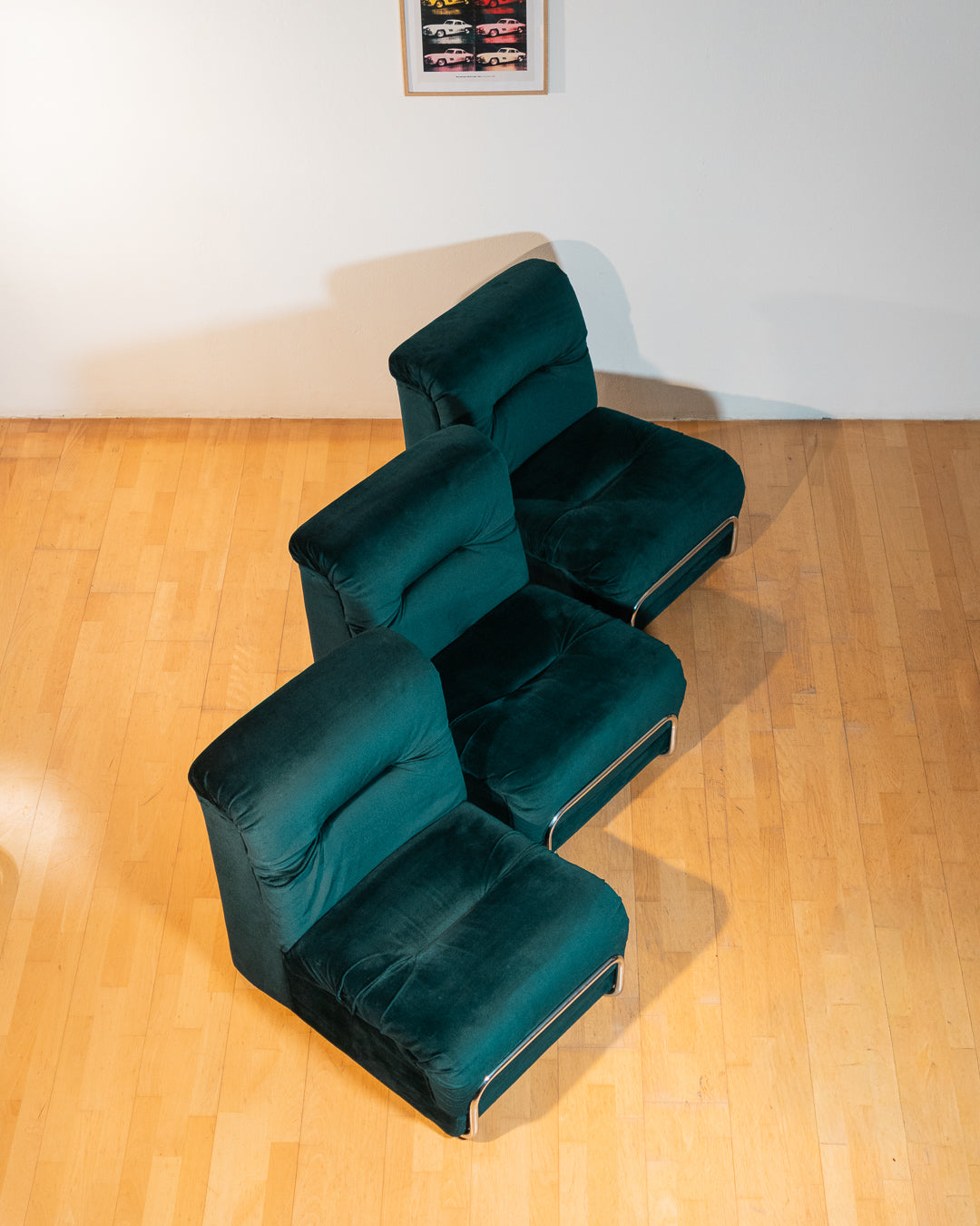 Vintage emerald green modular sectional sofa with tubular chrome structure, 1970s design, very good vintage condition. Vecino Shop