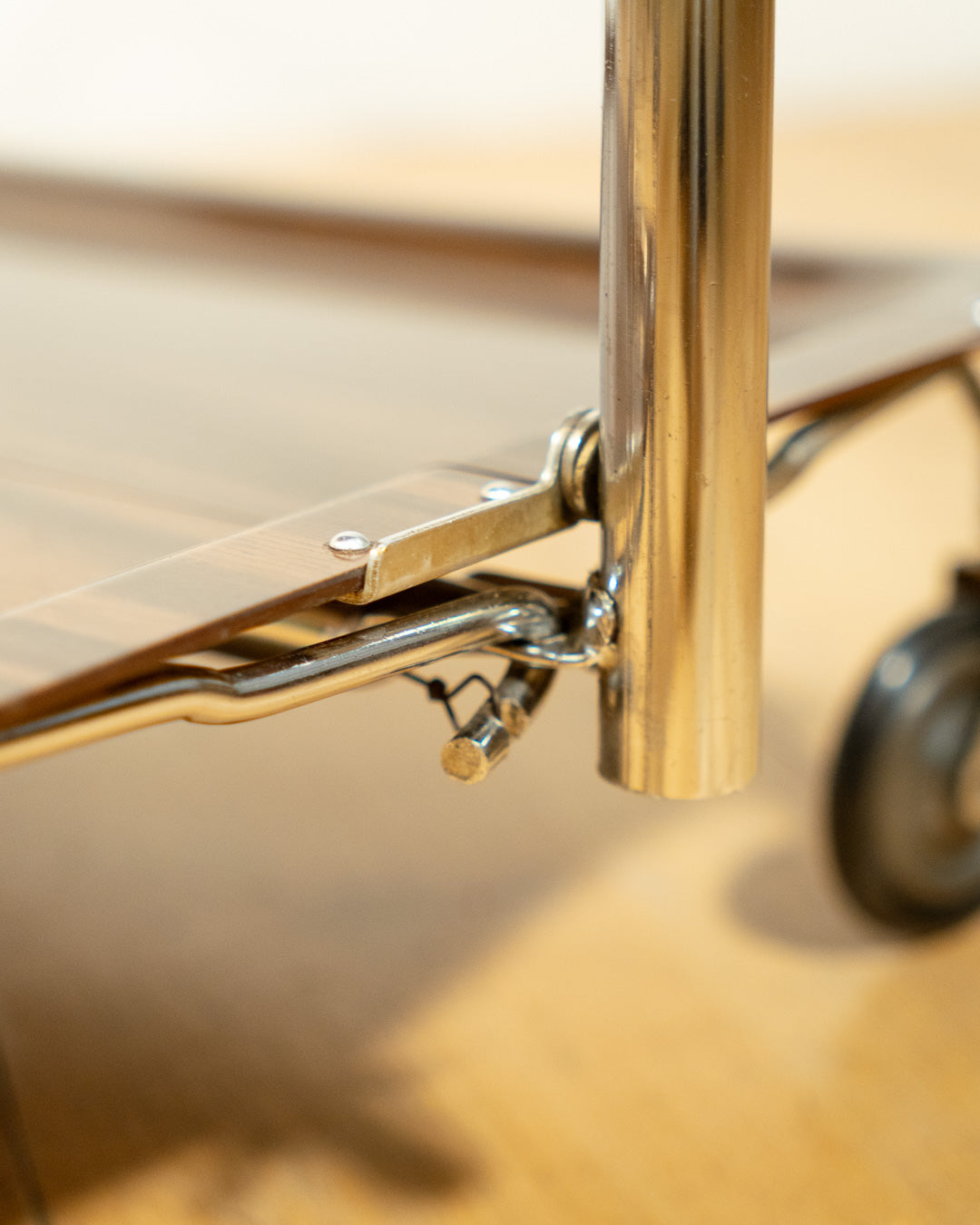 Vintage Raquer folding serving trolley 1960s, chrome frame with dark wood veneer shelves, Mid-Century design, compact foldable bar cart, similar to Dinnet and other classic European brands – Vecino Shop