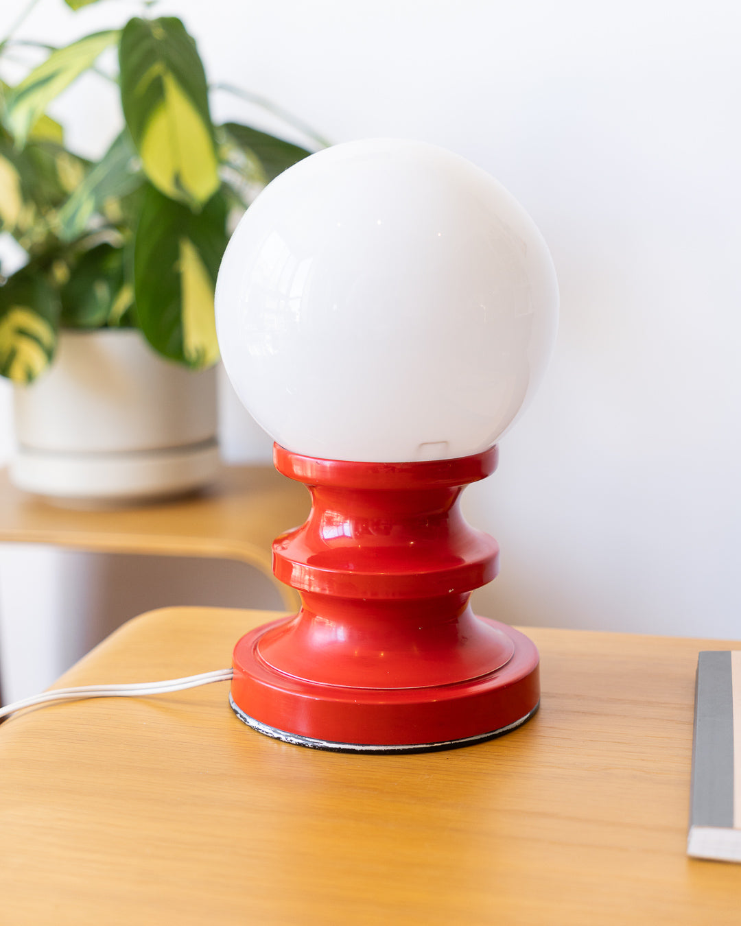 Vintage Space Age Opalina red table lamp, 1970s, very good condition. Vecino Shop