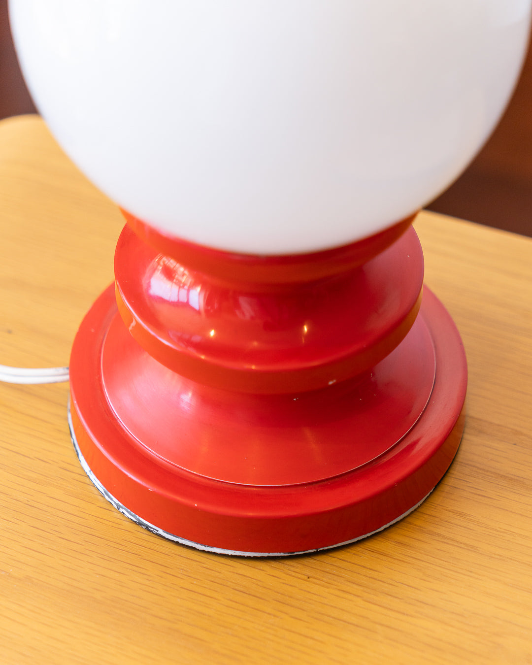 Vintage Space Age Opalina red table lamp, 1970s, very good condition. Vecino Shop