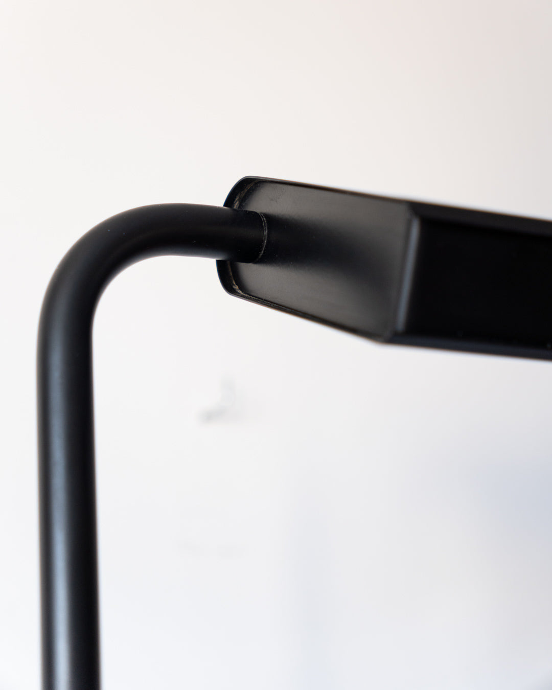 Vintage Retrolux Milano black floor lamp with book-style shade, halogen, foot dimmer, Italy – Vecino Shop