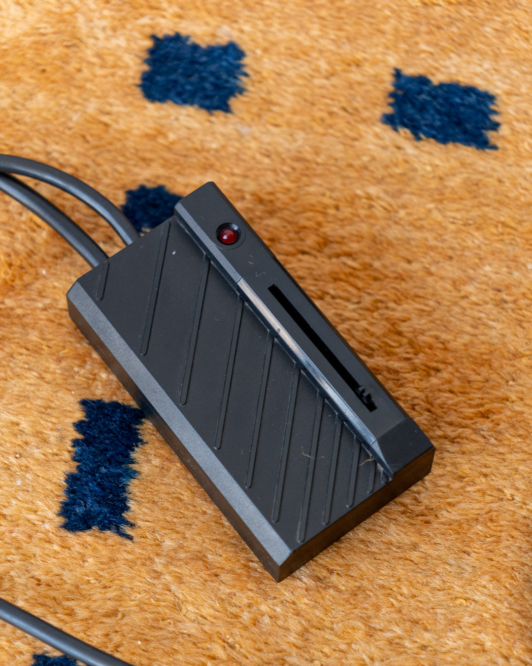 Vintage Retrolux Milano black floor lamp with book-style shade, halogen, foot dimmer, Italy – Vecino Shop