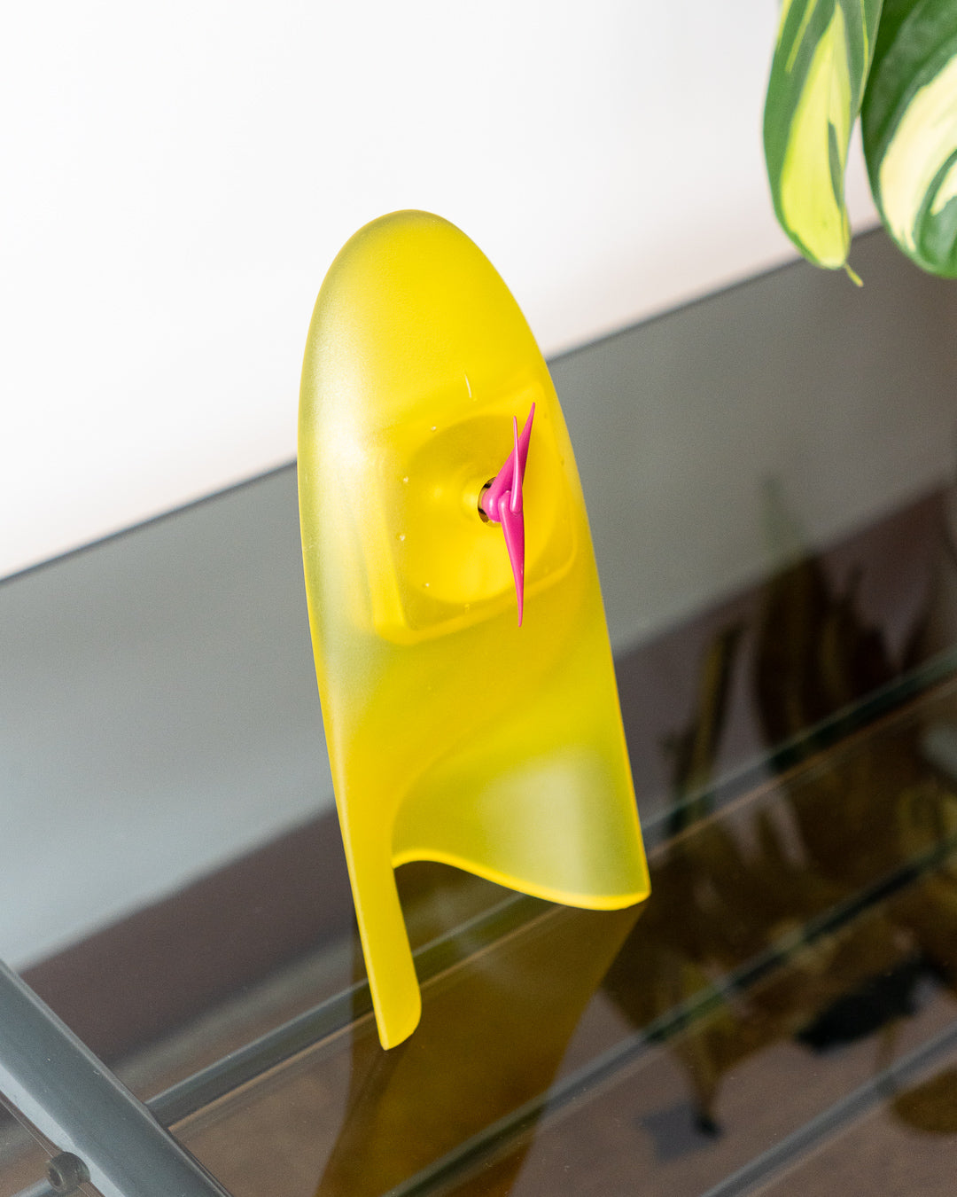 Vintage 1990s Outlook Design table clock by Giorgio Gurioli, rare and unique, inspired by Panton curves.
