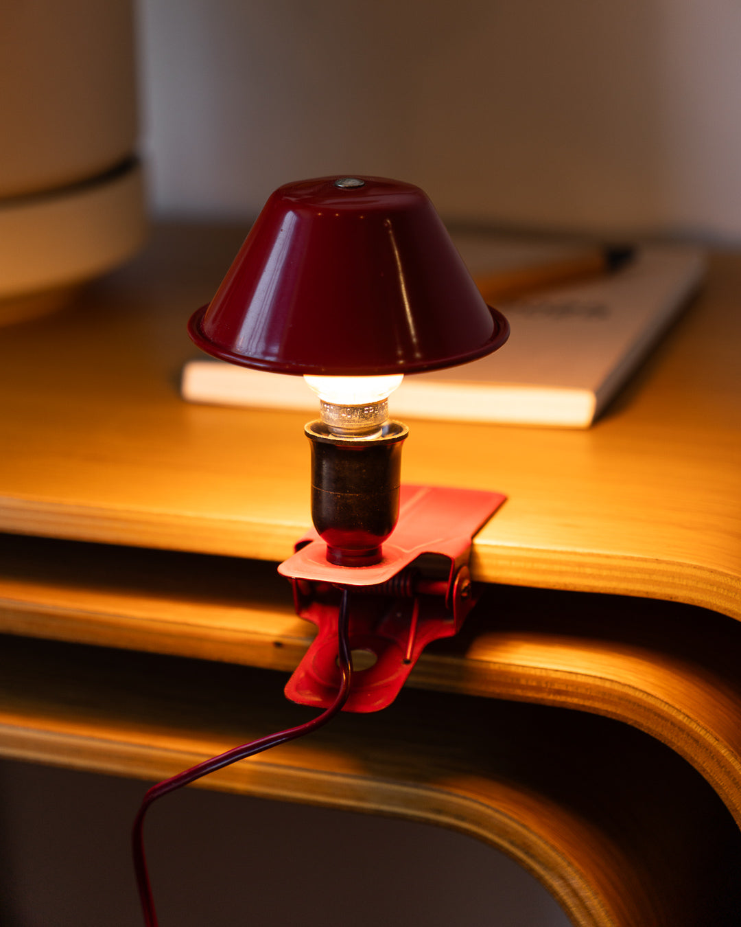 Space Age Clip Mushroom Lamp – 1960s