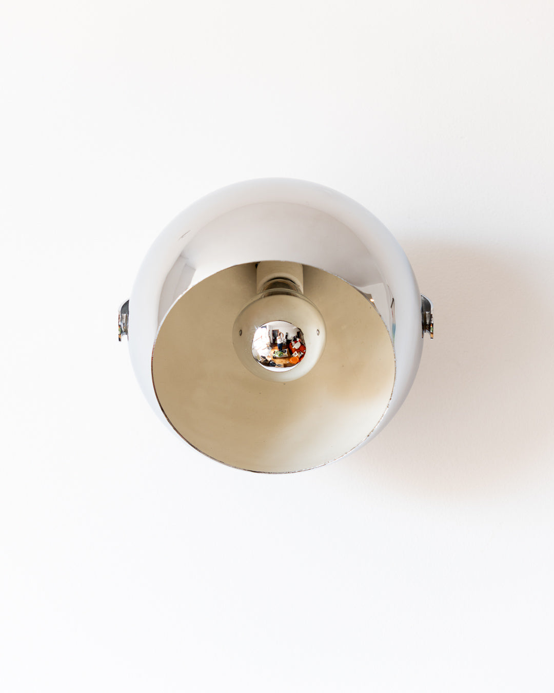 Vintage 1970s chrome eyeball wall lamp – XL size, polished finish – Vecino Shop