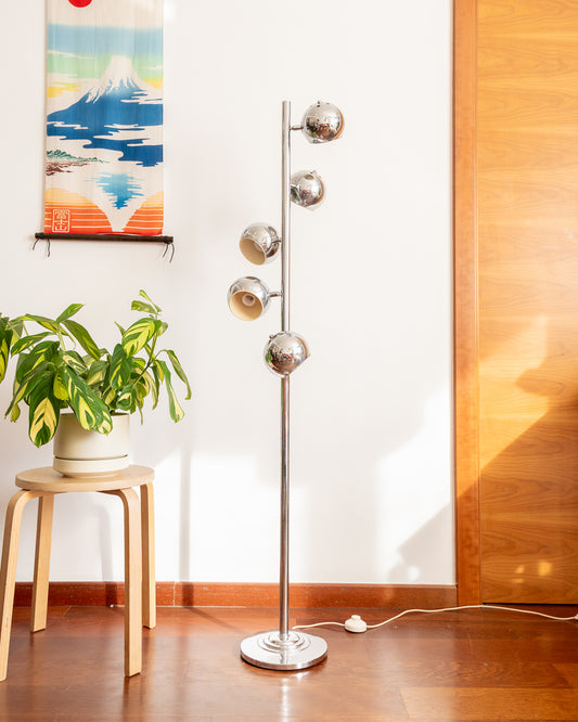 Vintage chrome floor lamp with 5 adjustable eyeballs, 1.45 m tall, in good vintage condition | Vecino Shop