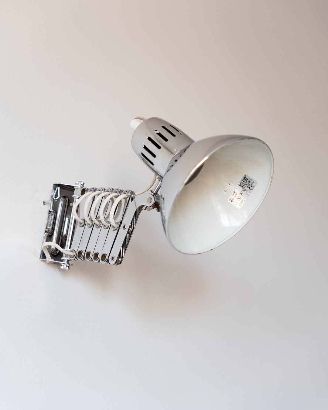 Vintage 1980s IKEA chrome scissor wall lamp – adjustable arm and chrome shade | Vecino Shop