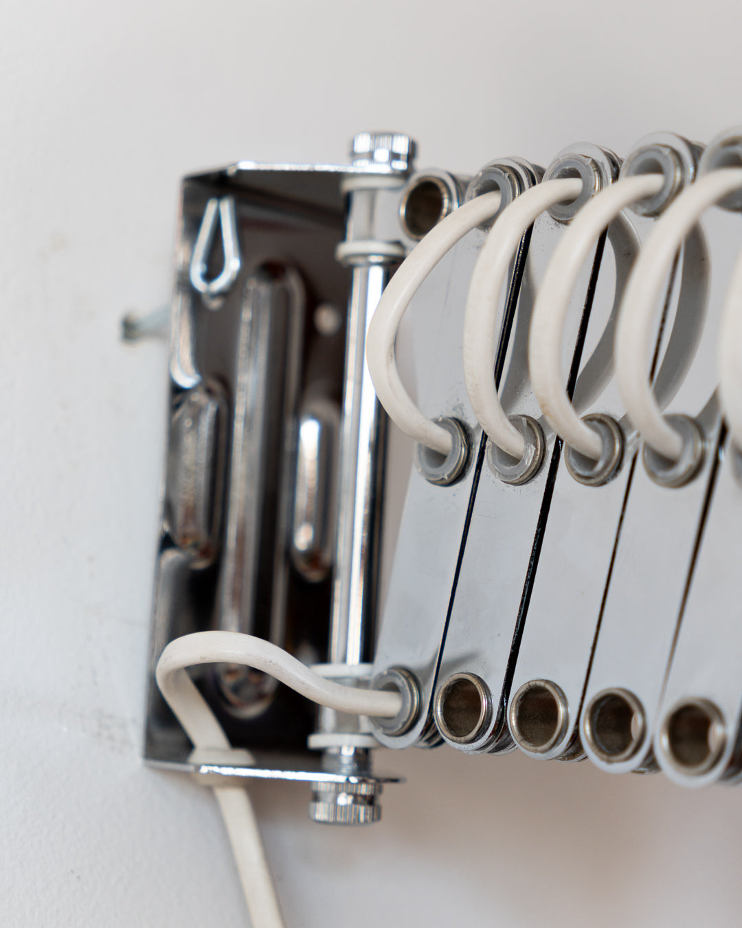 Vintage 1980s IKEA chrome scissor wall lamp – adjustable arm and chrome shade | Vecino Shop