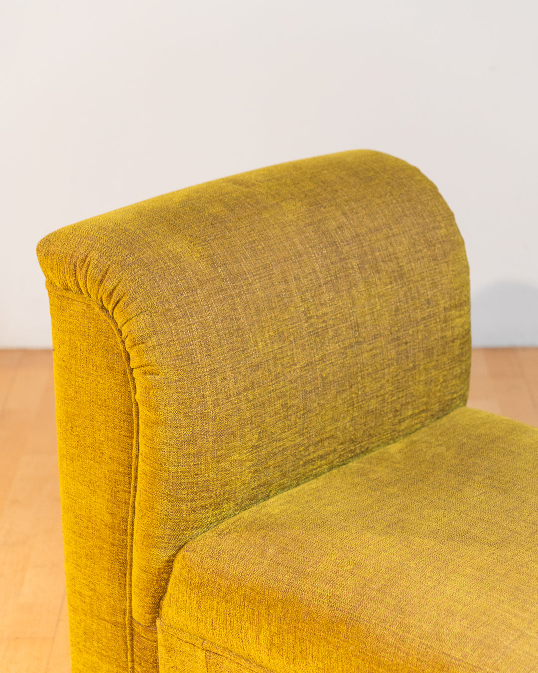 Vintage modular sectional sofa in chartreuse Sheinille fabric. Very good vintage condition, minor age-related wear. Vecino Shop